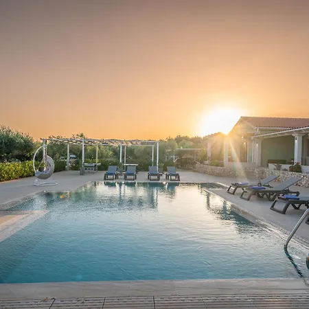 빌라 Olea Kefalonia Karavádhos