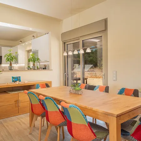 Olea Kefalonia Karavádhos